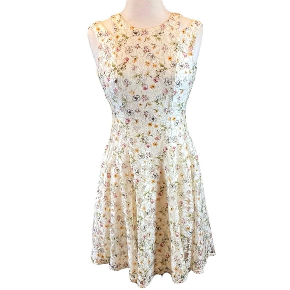 Gabby Skye Floral Dress